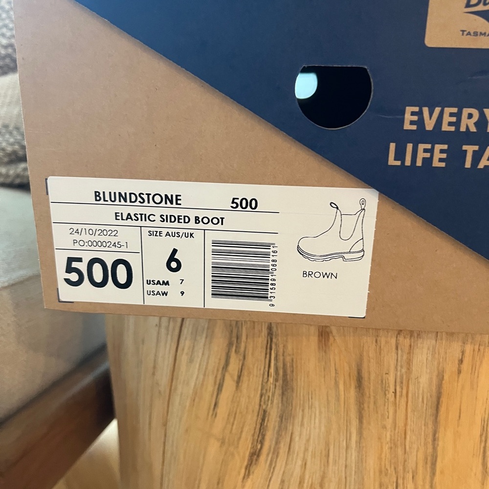 Blundstone Chelsea 
Women's Style 500 Stout Brown Leather Boots - Picture 6 of 12